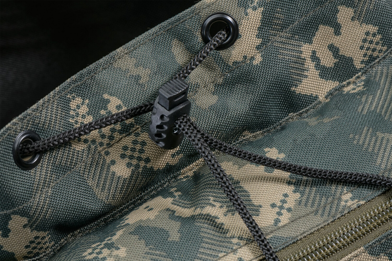 Batoh Multi Camo 30