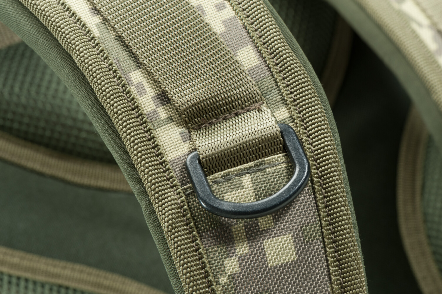 Mivardi Batoh CamoCODE Cube