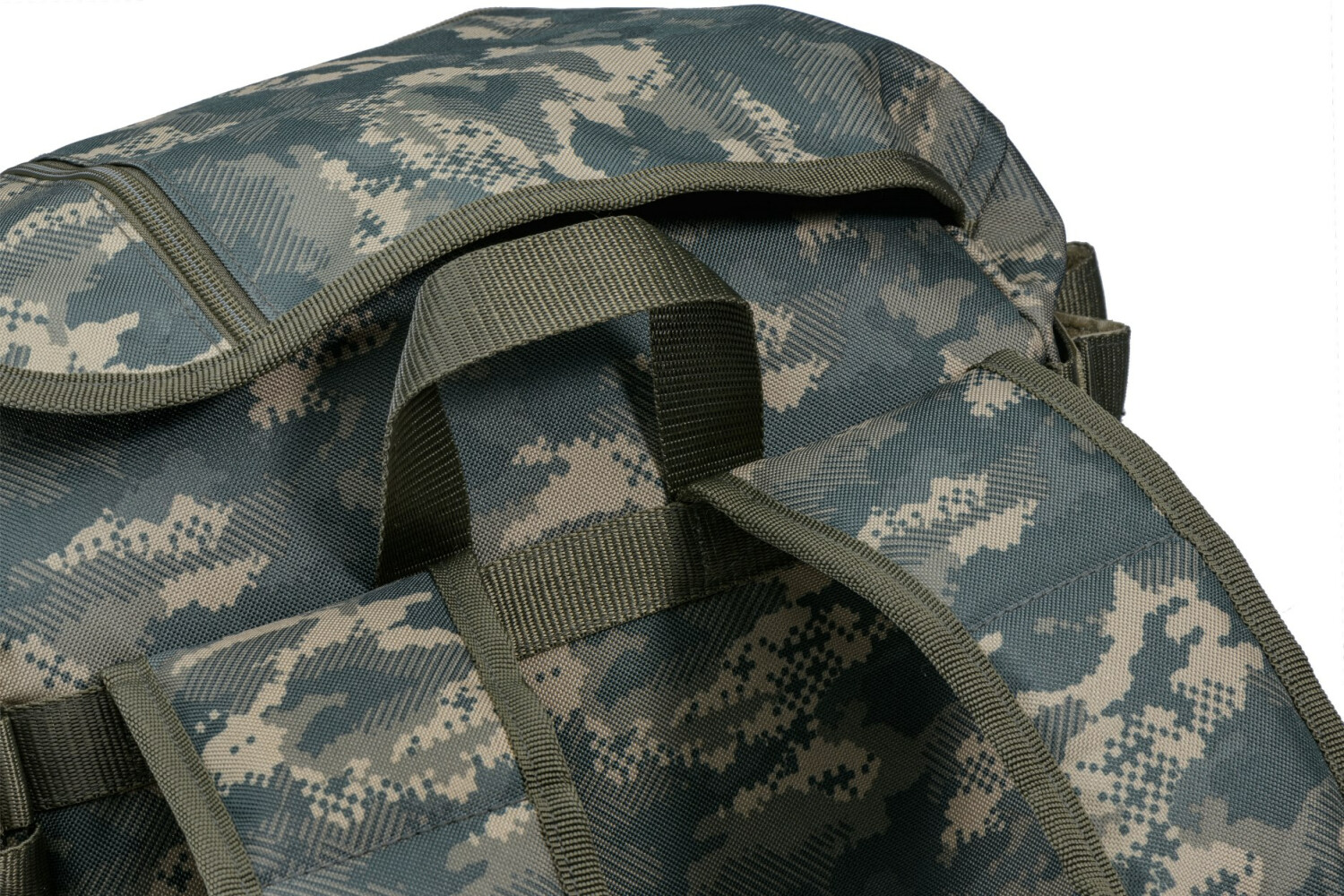 Batoh Multi Camo 30